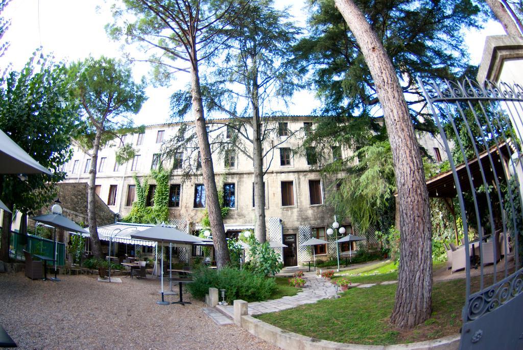 Auberge Du Pont Romain Sommières Esterno foto